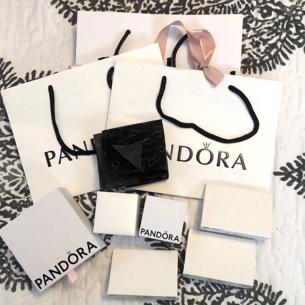 Pandora bags and boxes set